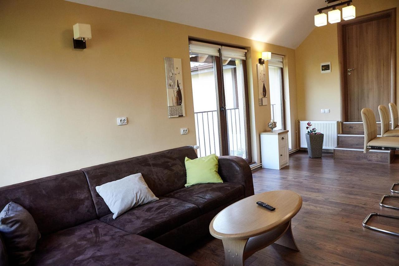 Apartament Rozelor Brașov Exterior foto