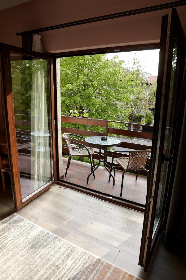 Apartament Rozelor Brașov Exterior foto
